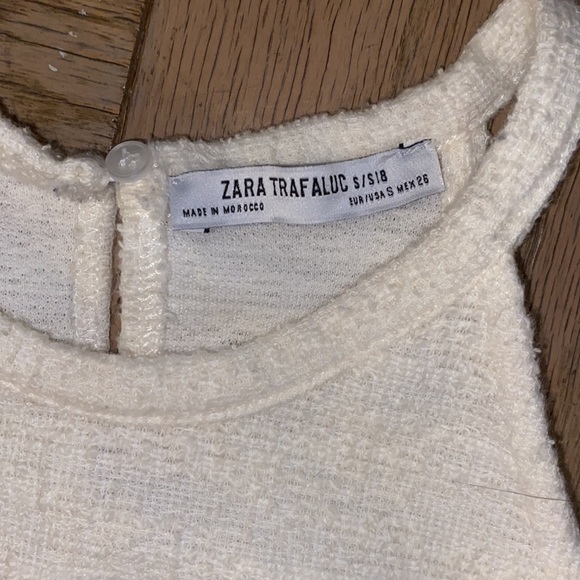 Zara TRF ruffle halter top. Like new - Picture 5 of 6
